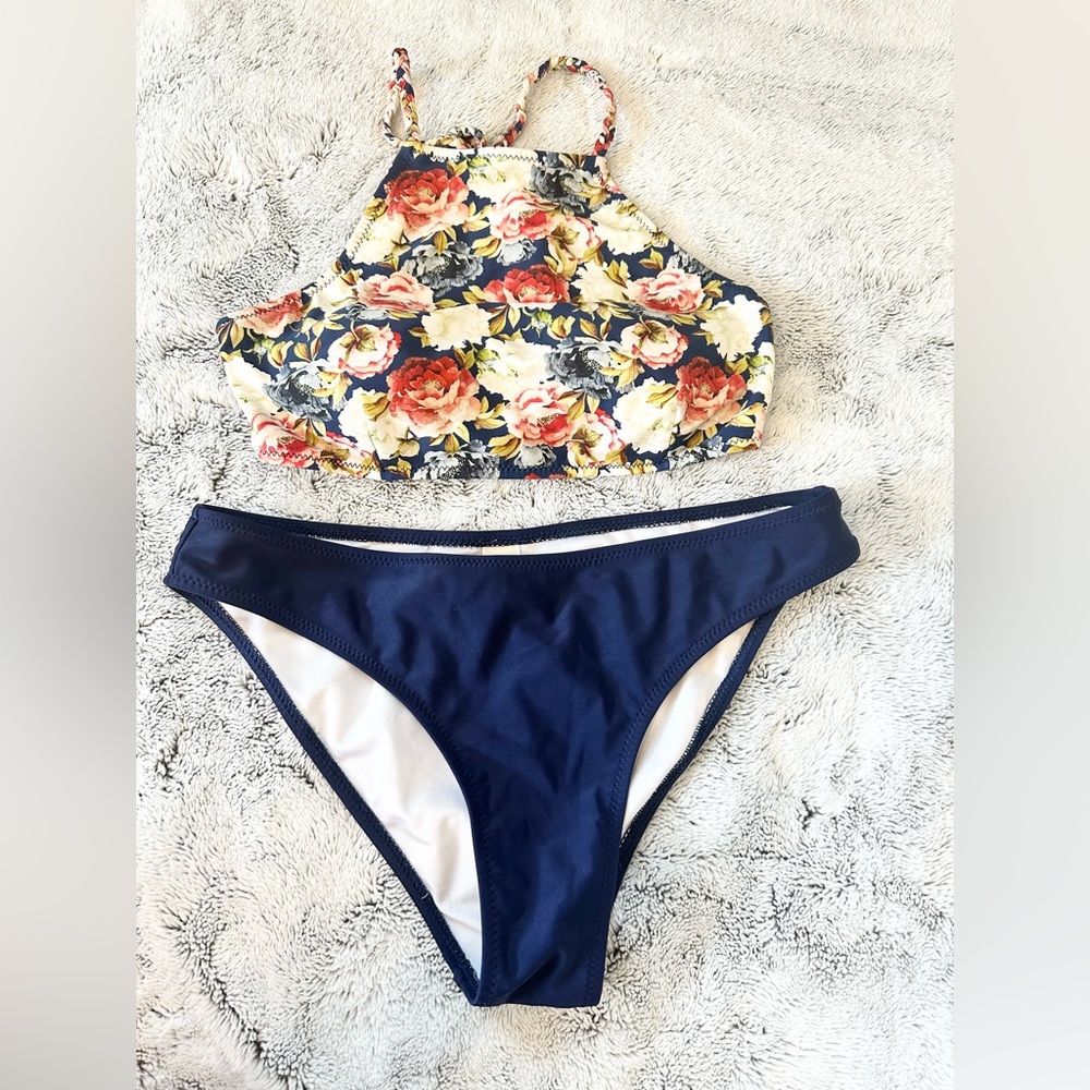 Cupshe Floral Halter Bikini